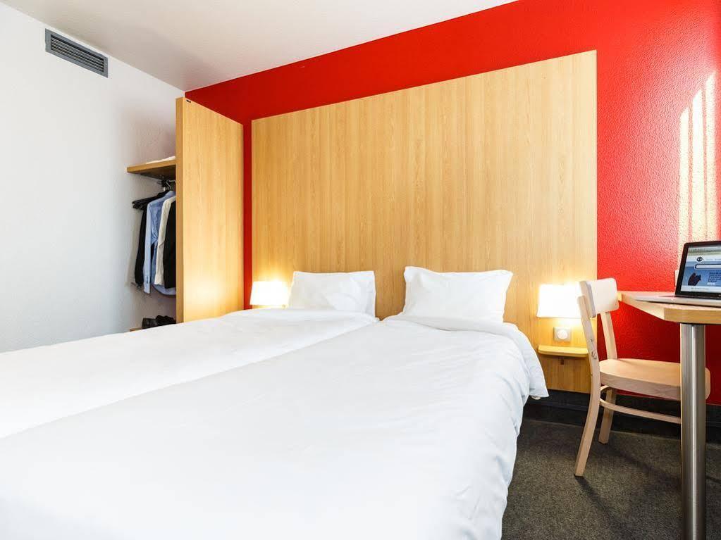 B&B Hotel Orly Rungis Aeroport 2 Etoiles Екстер'єр фото