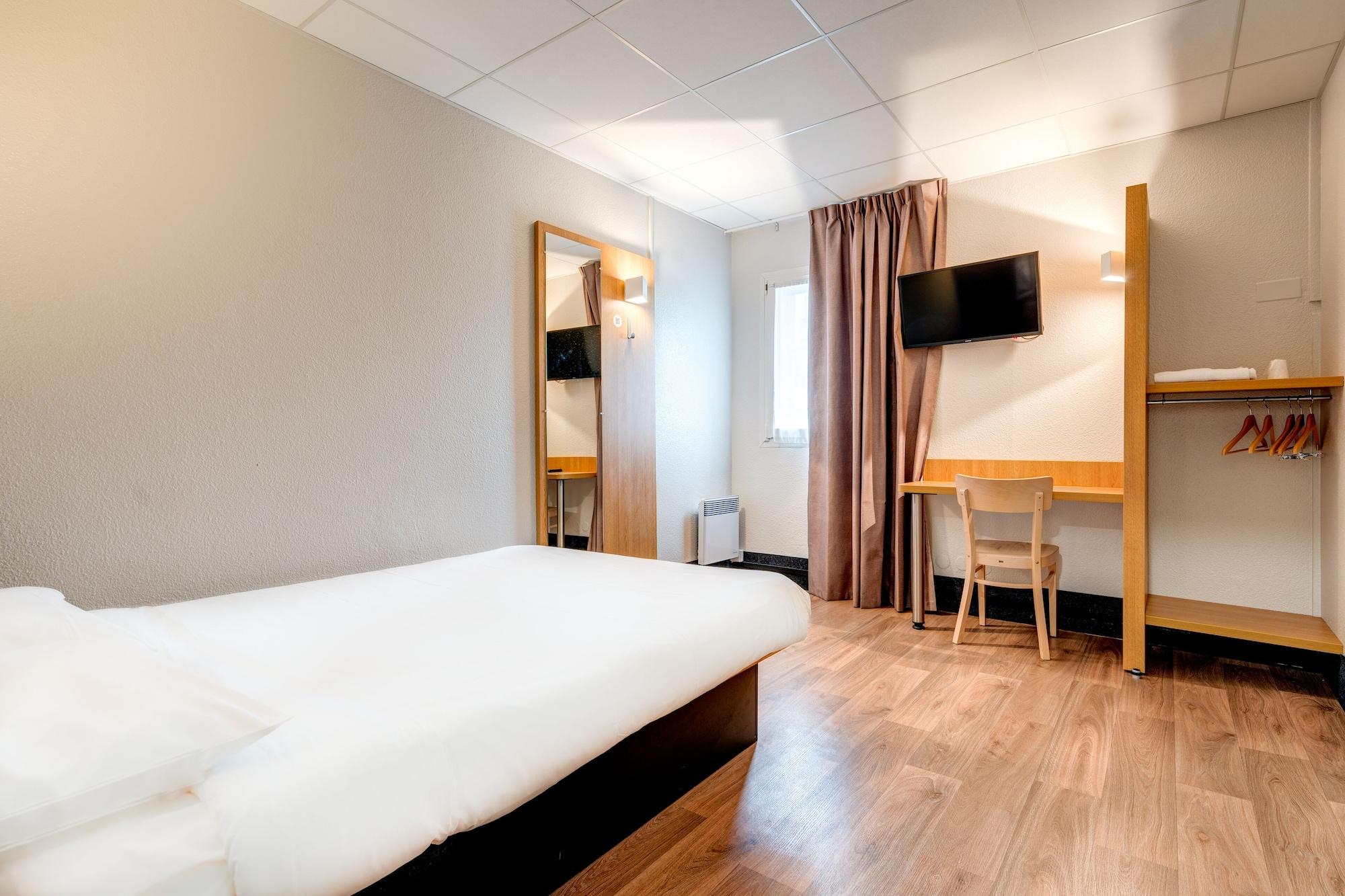 B&B Hotel Orly Rungis Aeroport 2 Etoiles Екстер'єр фото